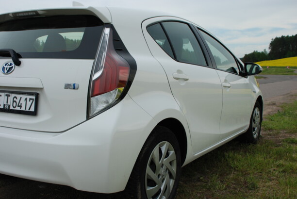 Toyota Prius C I, 2014 г.