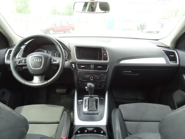 Audi Q5 8R, 2009 г.