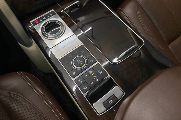 Land Rover Range Rover IV, 2017 г.