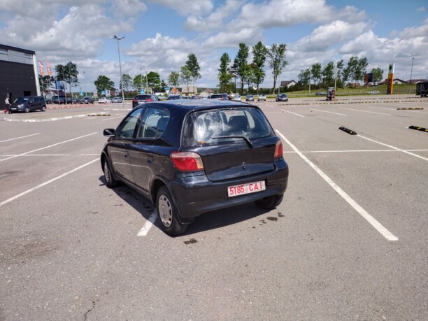 Toyota Yaris I (P1), 2001 г.