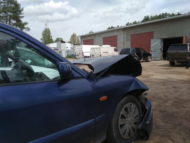 Mazda 626 GF, 2000 г.