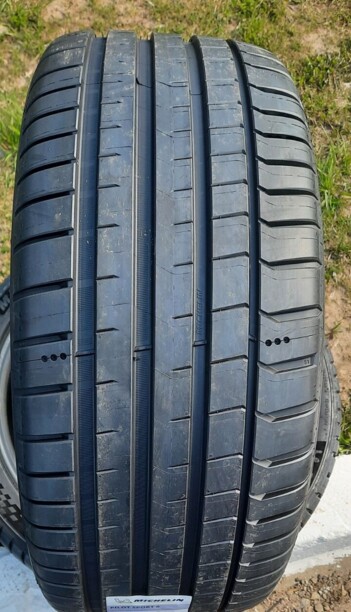 Легковые шины Michelin Pilot Sport 5 245/45 R18 4 шт.