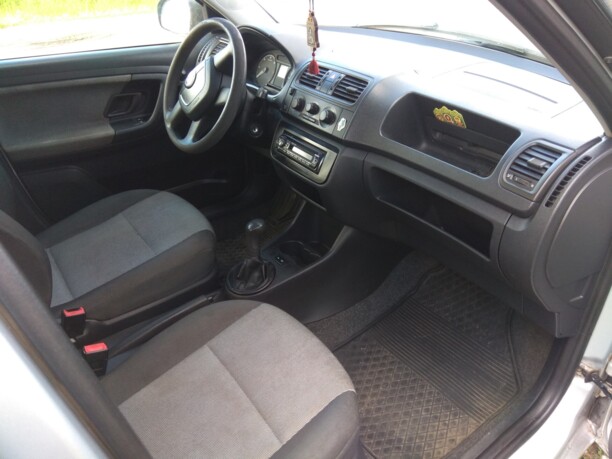 Skoda Fabia 5J, 2009 г.