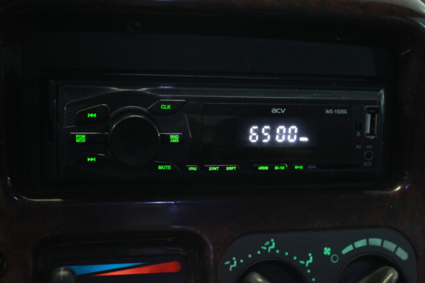 Chrysler Voyager III, 7 мест, 1999 г.