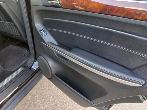 Mercedes-Benz GL-Класс X164 (Рестайлинг), 7 мест, 2010 г.
