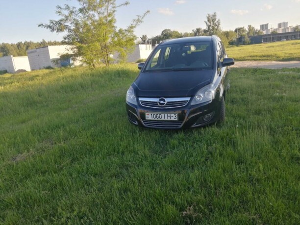 Opel Zafira B · Рестайлинг, 7 мест, 2010 г.