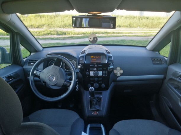 Opel Zafira B · Рестайлинг, 7 мест, 2010 г.