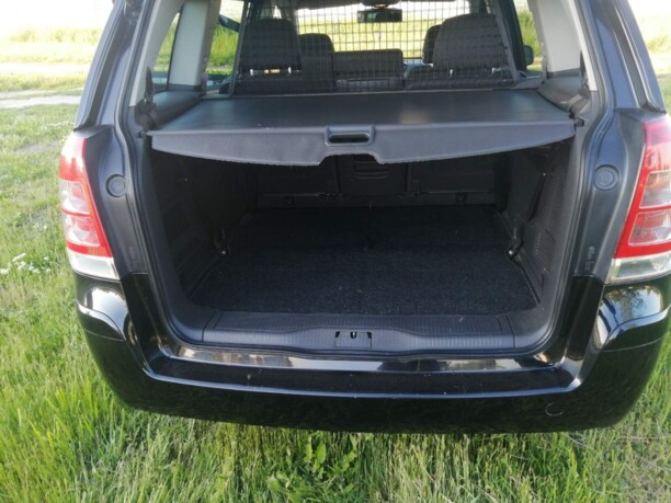 Opel Zafira B · Рестайлинг, 7 мест, 2010 г.