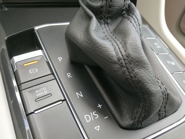 Volkswagen Tiguan II, 2019 г.