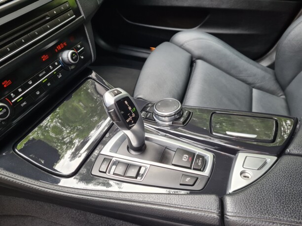 BMW 5 серия F10, F11 · Рестайлинг, 2016 г.