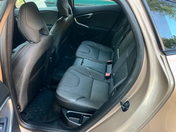 Volvo V40 II, 2013 г.