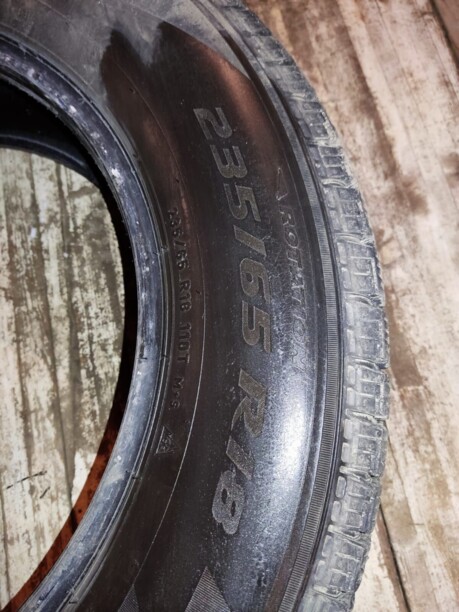 Легковые шины Pirelli ICE ZERO 235/65 R18 4 шт.