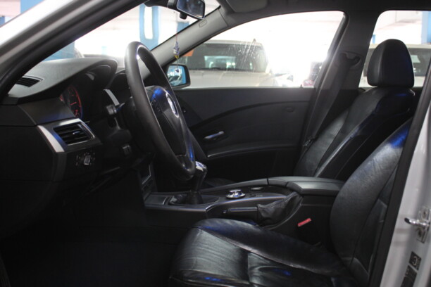 BMW 5 серия E60, E61, 2005 г.