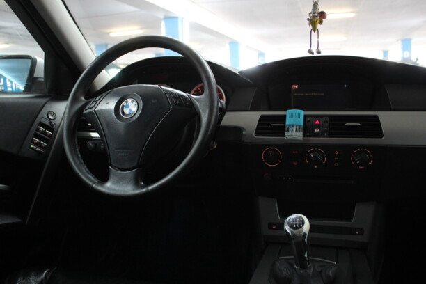 BMW 5 серия E60, E61, 2005 г.