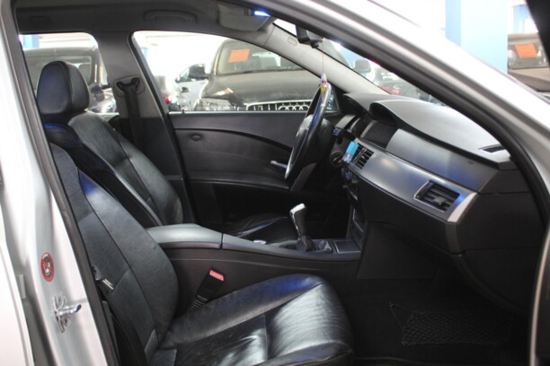 BMW 5 серия E60, E61, 2005 г.