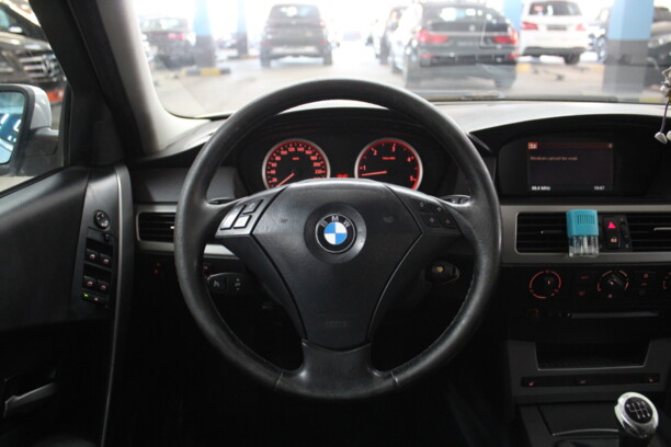 BMW 5 серия E60, E61, 2005 г.