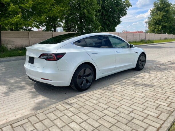 Tesla Model 3, 2020 г.