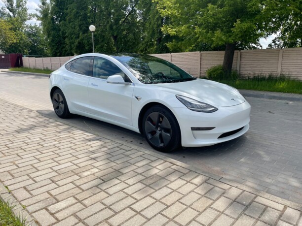 Tesla Model 3, 2020 г.