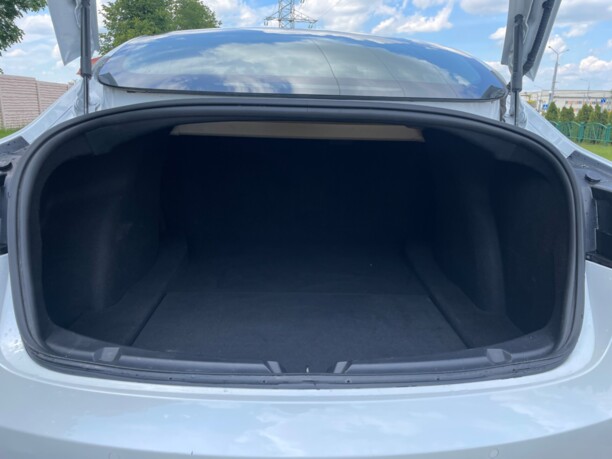Tesla Model 3, 2020 г.