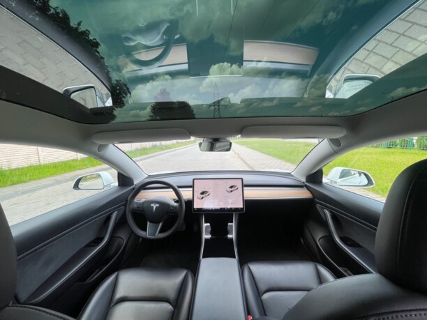Tesla Model 3, 2020 г.
