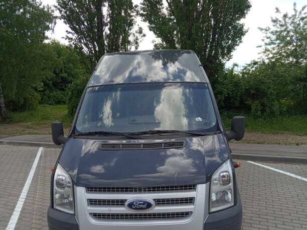 Ford Transit автобус, 2006 г.