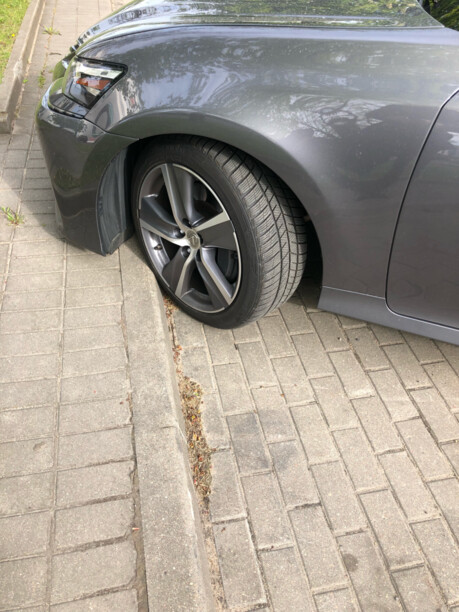 Lexus 8x18 5x114.3 4 шт.