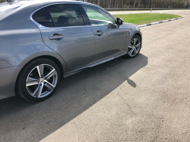 Lexus 8x18 5x114.3 4 шт.