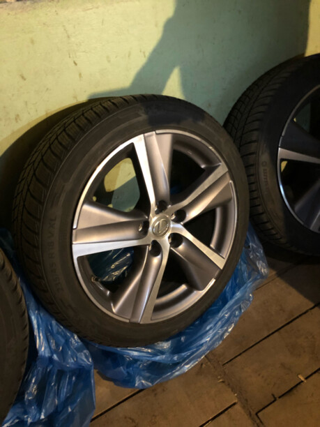 Lexus 8x18 5x114.3 4 шт.