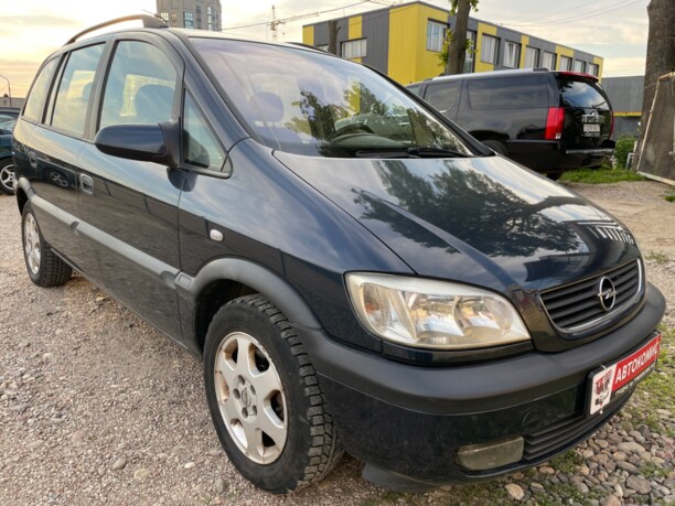 Opel Zafira A, 7 мест, 2002 г.