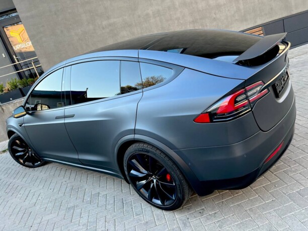 Tesla Model X, 2019 г.