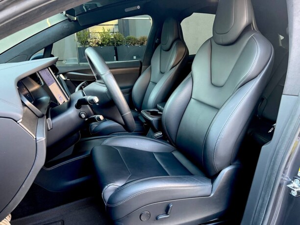 Tesla Model X, 2019 г.
