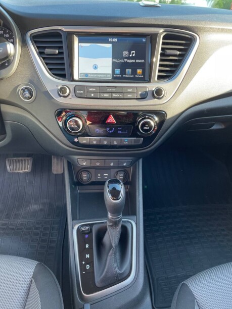 Hyundai Accent V, 2017 г.