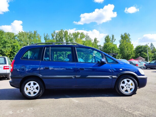 Opel Zafira A, 7 мест, 1999 г.
