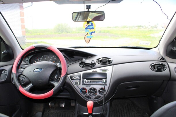 Ford Focus I · Рестайлинг, 2004 г.