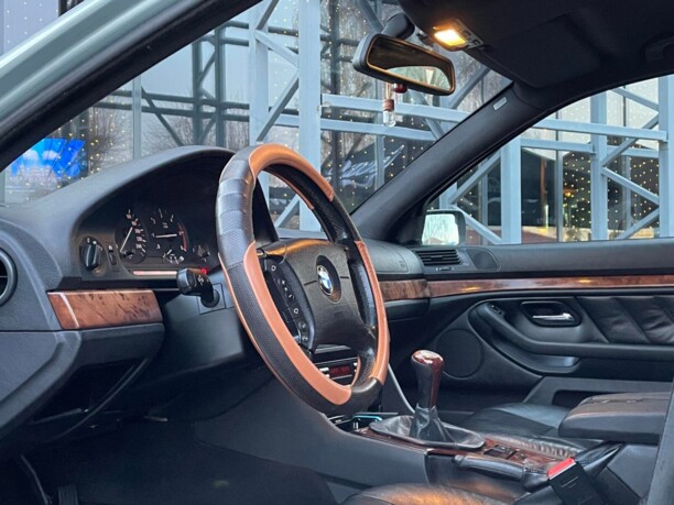 BMW 5 серия E39, 2001 г.