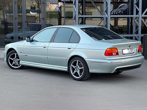 BMW 5 серия E39, 2001 г.