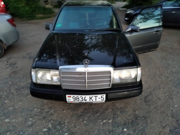 Mercedes-Benz E-Класс W124, S124, C124, A124, 1988 г.