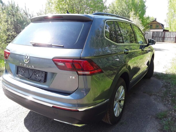 Volkswagen Tiguan II, 7 мест, 2018 г.