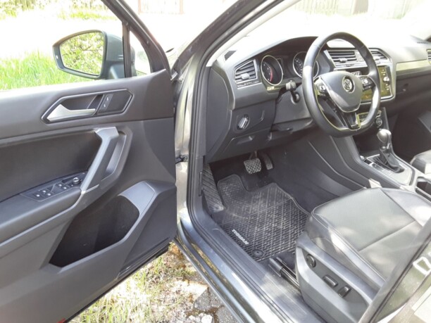 Volkswagen Tiguan II, 7 мест, 2018 г.