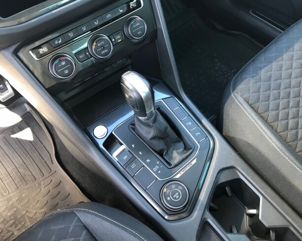 Volkswagen Tiguan II, 2018 г.