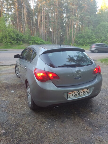 Opel Astra J, 2010 г.