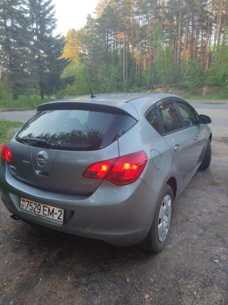 Opel Astra J, 2010 г.