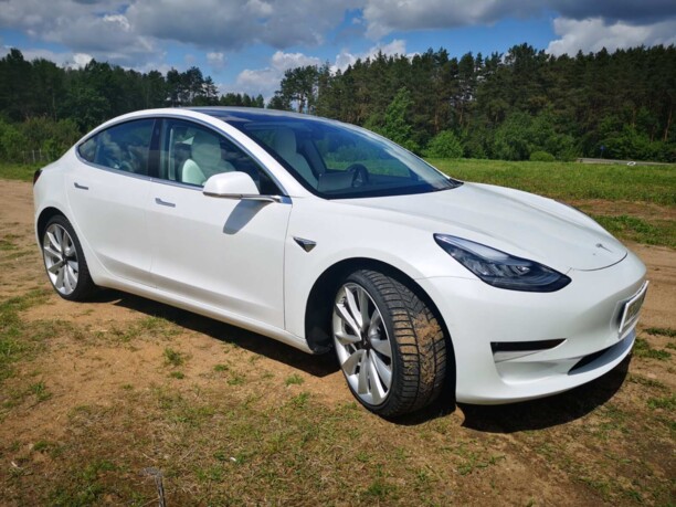 Tesla Model 3, 2019 г.