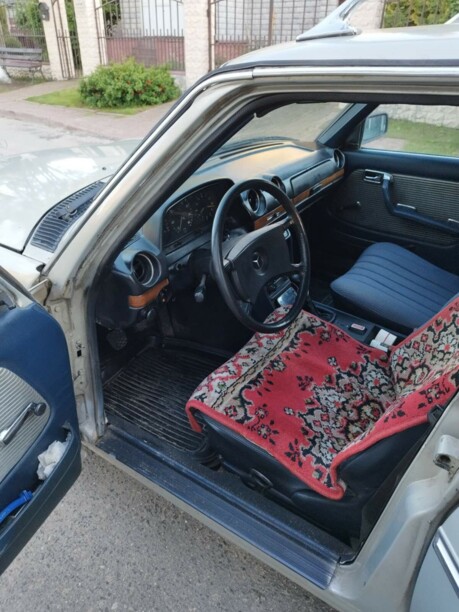 Mercedes-Benz E-Класс W123, 1983 г.