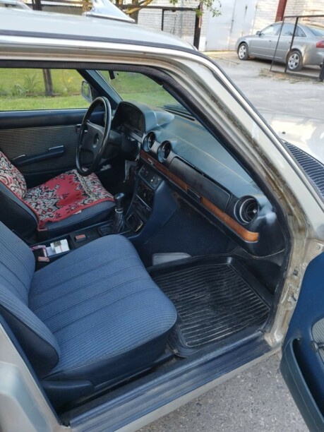 Mercedes-Benz E-Класс W123, 1983 г.