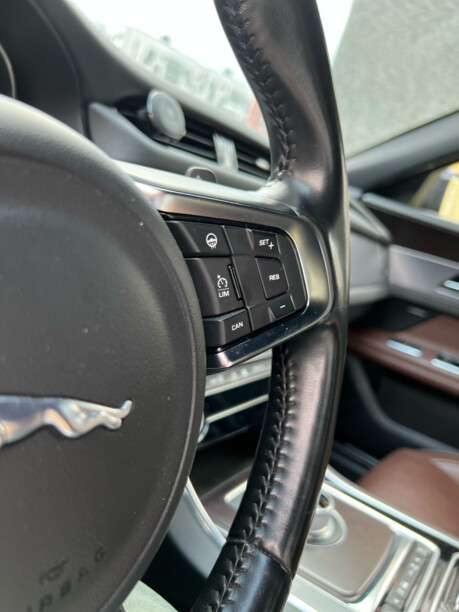 Jaguar XF X260, 2016 г.