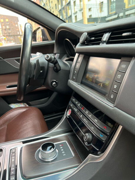 Jaguar XF X260, 2016 г.