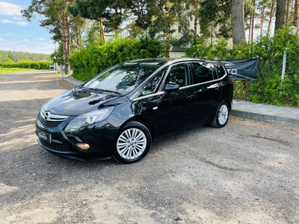 Opel Zafira C, 7 мест, 2015 г.