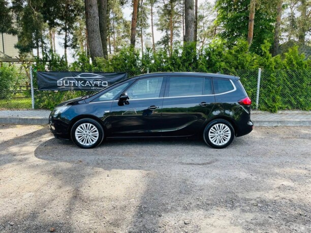Opel Zafira C, 7 мест, 2015 г.