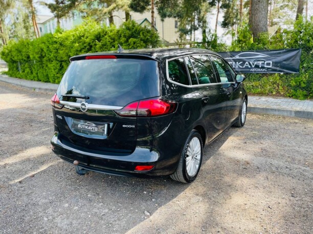 Opel Zafira C, 7 мест, 2015 г.